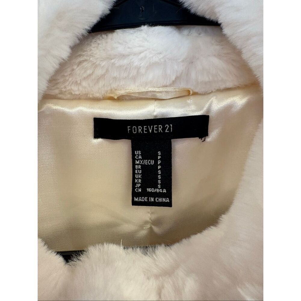 Color Block Faux Fur Jacket - Picture 4 of 6